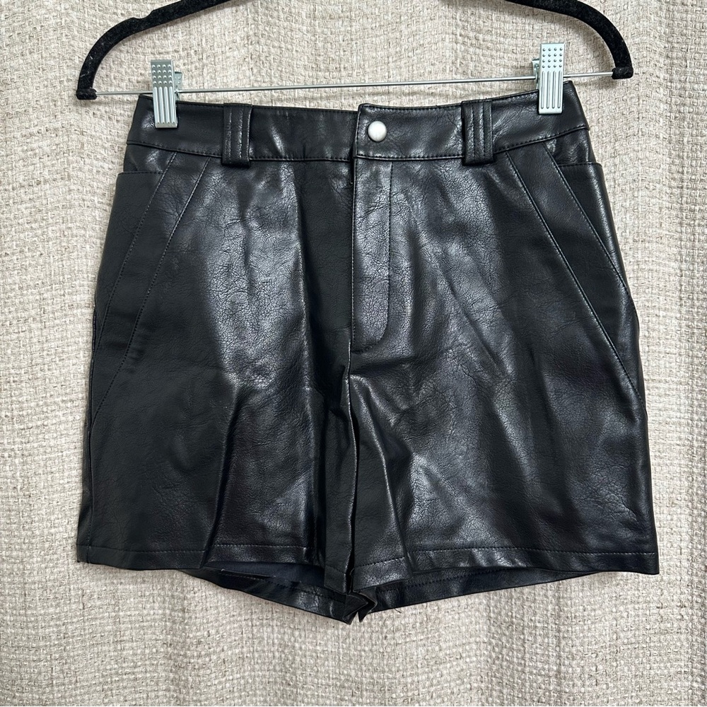 Versona High Waisted Faux Leather Shorts Black Size 2